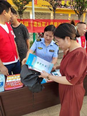 筑牢市场监管安全防线!唐县镇市场监管所开展“616安全生产日”宣传咨询活动